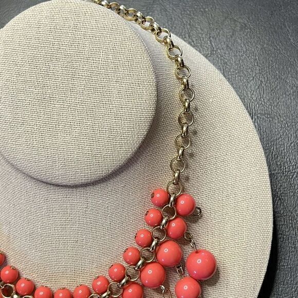 Gold Tone Chain Pink Beaded Statement Necklace 18 in Ext. 3 in - Picture 7 of 12